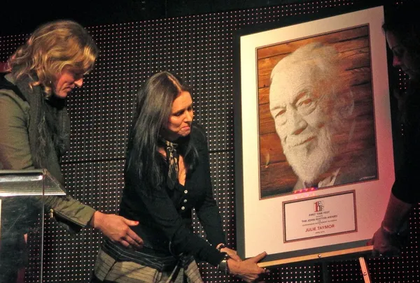 First Time Fest John Huston Award winner Julie Taymor will join Jodie Foster in a Tribeca Talk